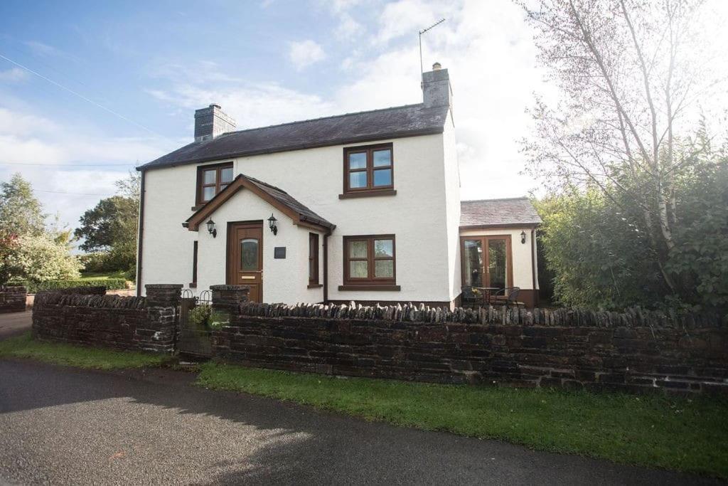 Holiday home Perfect Retreat Near The Brecon Beacons *